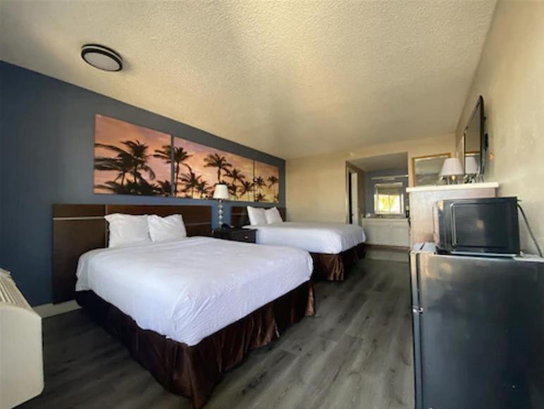 Days Inn By Wyndham Ontario Airport Εξωτερικό φωτογραφία