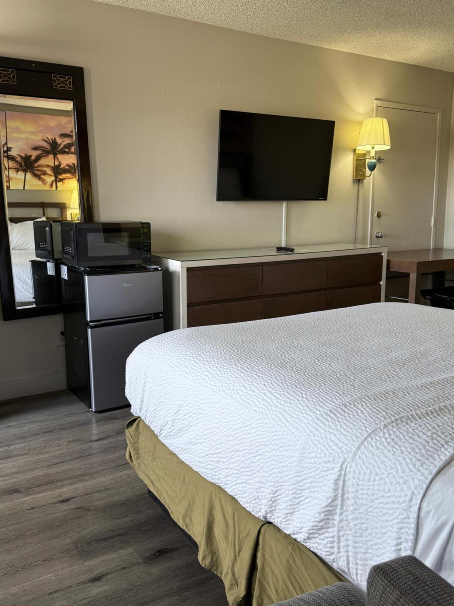 Days Inn By Wyndham Ontario Airport Εξωτερικό φωτογραφία